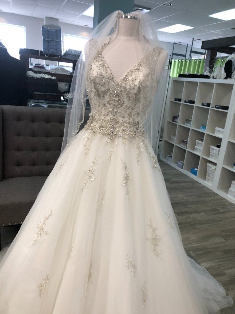 Sample Princess Wedding Dress, BLING Disney Ballgown Cinderella, Aline Ivory V